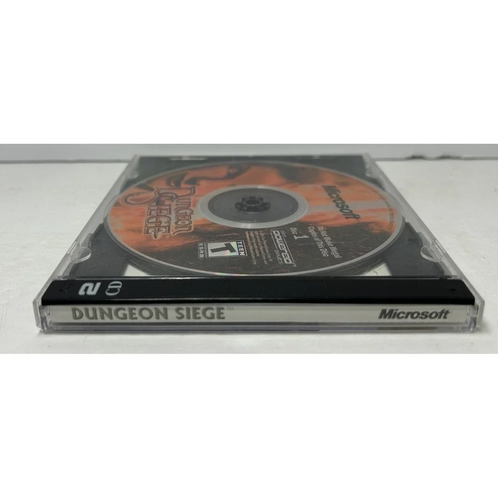 Dungeon Siege PC‎ 2002 Microsoft 2 Disc Set No Manual RPG Game